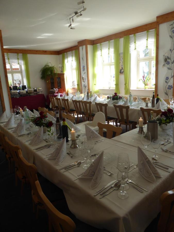 Landgasthaus Zur Muehlenwirtin Petershagen Esterno foto