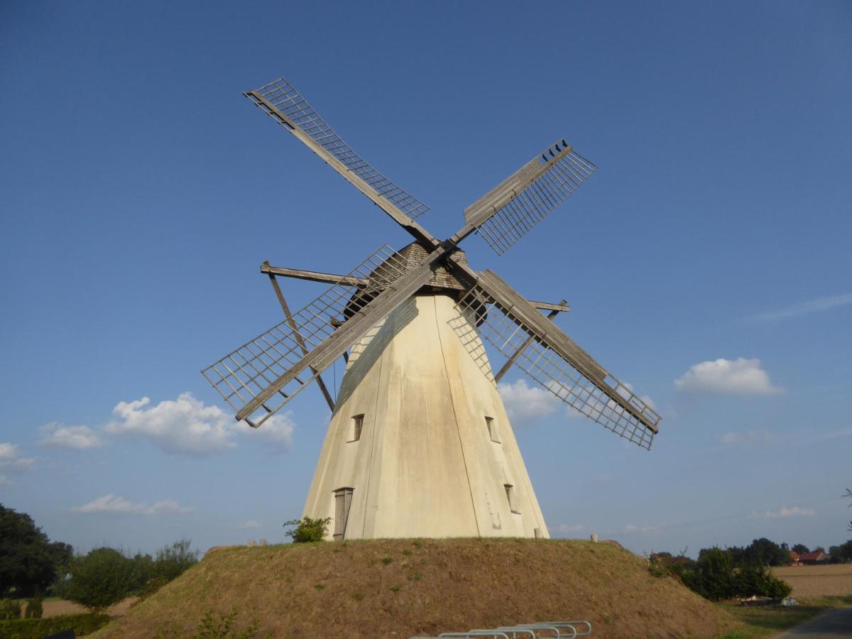 Landgasthaus Zur Muehlenwirtin Petershagen Esterno foto