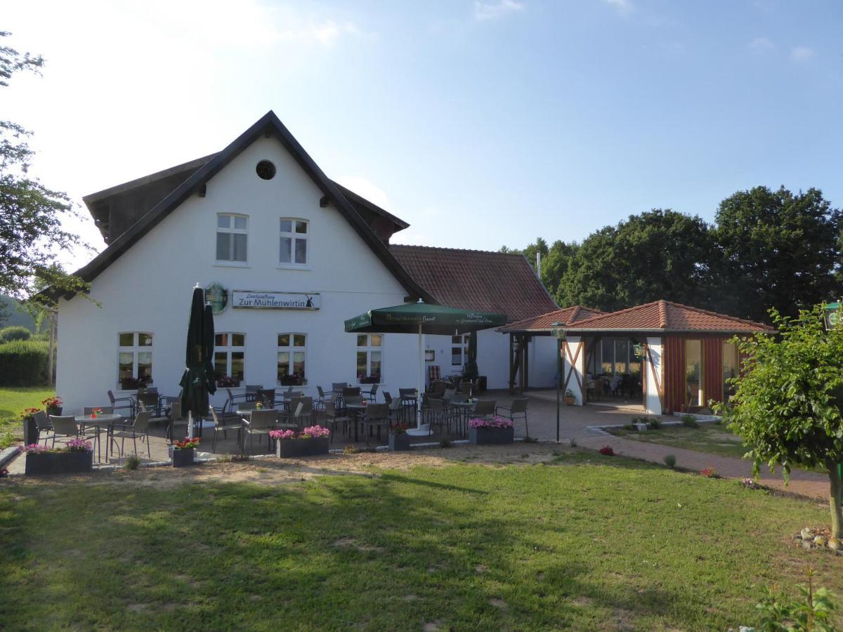 Landgasthaus Zur Muehlenwirtin Petershagen Esterno foto